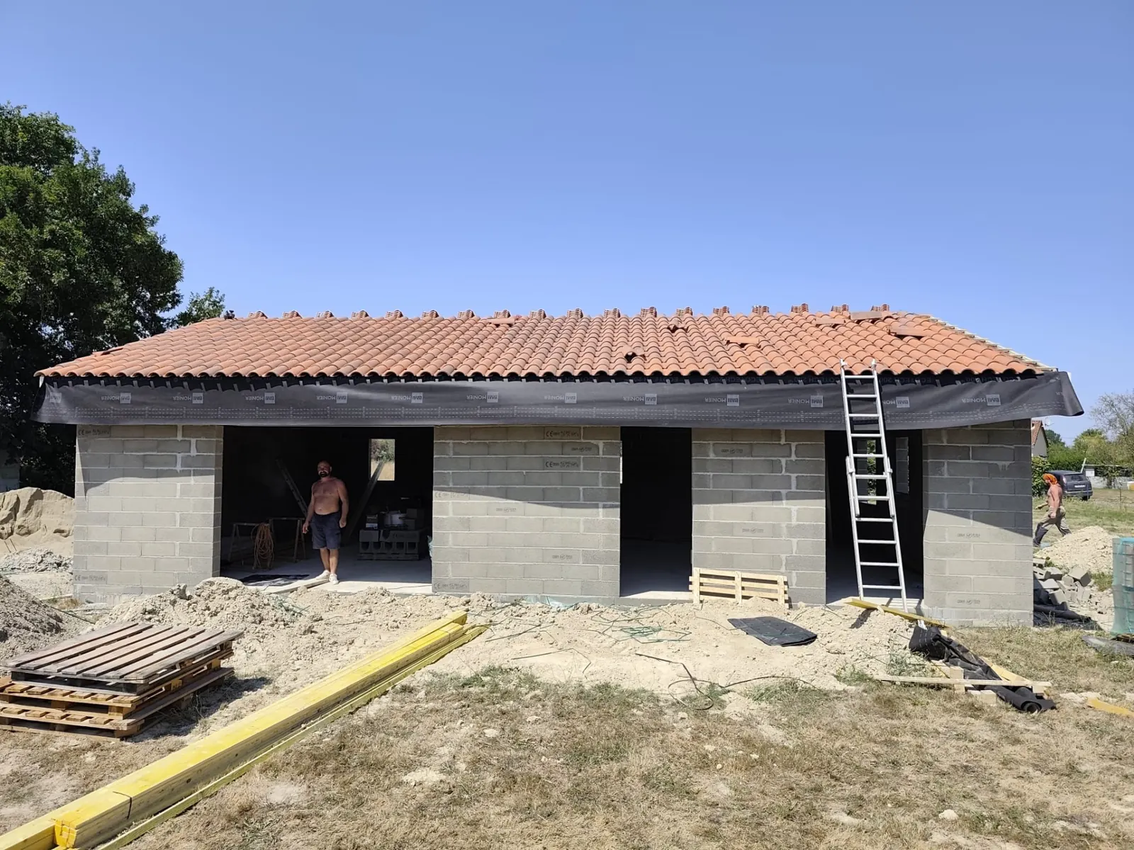 Toiture terminée avec écran sous-toiture